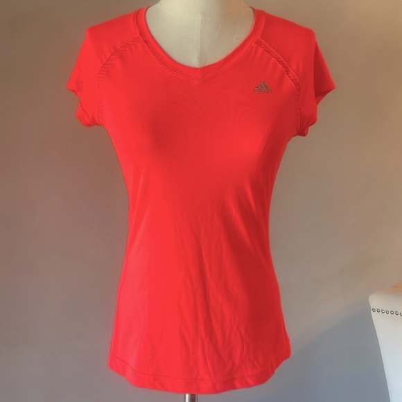 ADIDAS women’s CLIMALITE Neon pink orange stretch work out performance top SM - Picture 1 of 10